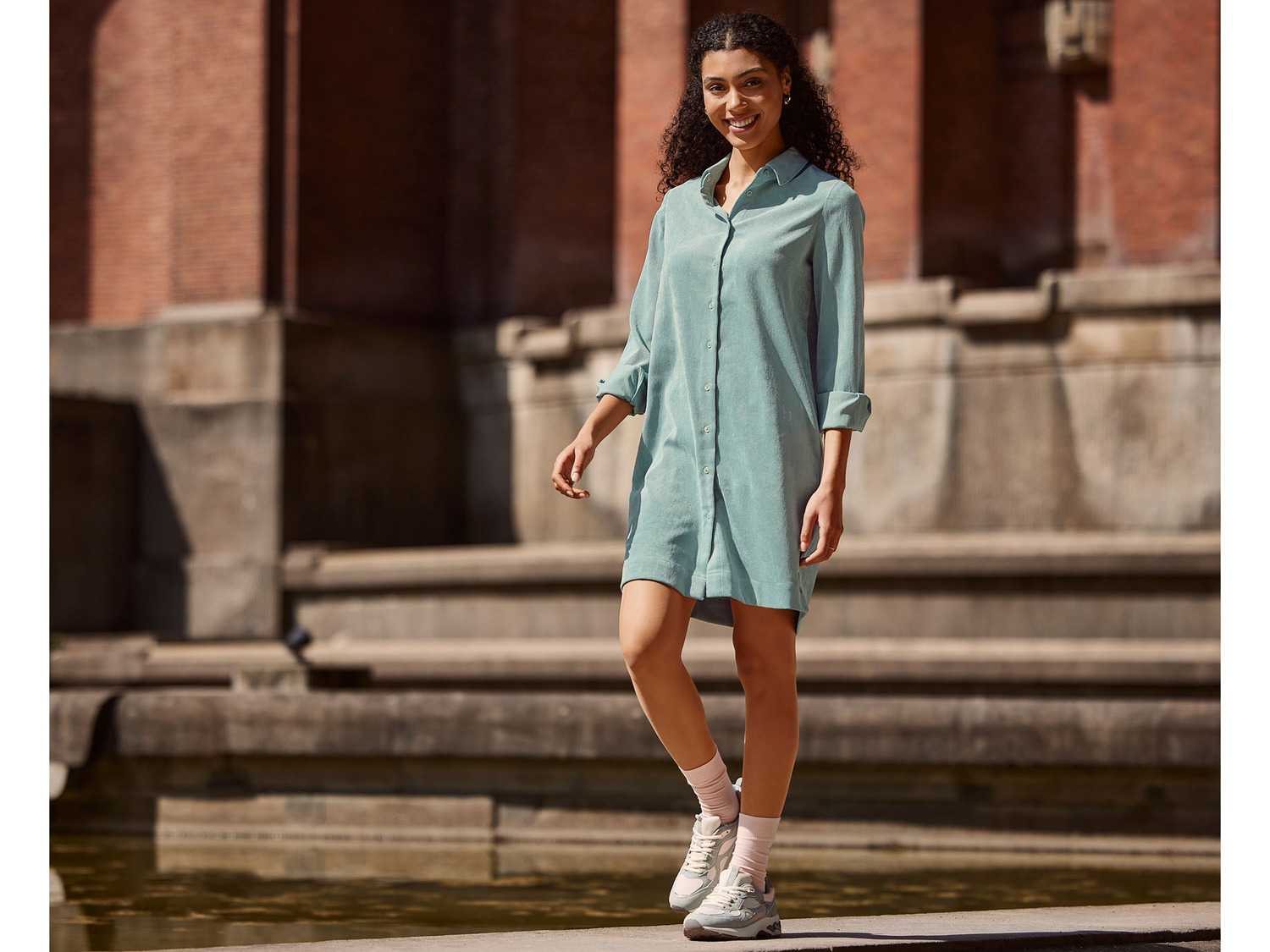 esmara Robe chemise en velours cotele femme LIDL