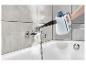 Nettoyeur vapeur Silvercrest utilisé dans une salle de bain.
