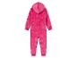 Une combinaison de pyjama rose à capuche pour filles avec un imprimé cœur.