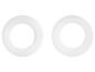 Deux joints toriques ou rondelles d'étanchéité blancs sur fond blanc