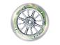 Roue de roller transparente avec des détails verts et la mesure de 125 mm.