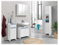 Meubles de salle de bain avec armoire à miroir, lavabo et armoire haute.