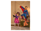 Enfants déguisés en Skye de la Pat' Patrouille et Superman fêtant Halloween.