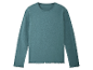 Un t-shirt bleu-vert à manches longues avec un ourlet volanté.