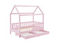 Un lit en bois rose avec un cadre en forme de maison et deux tiroirs