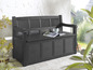 Un banc de rangement noir à l'aspect bois pour l'extérieur.