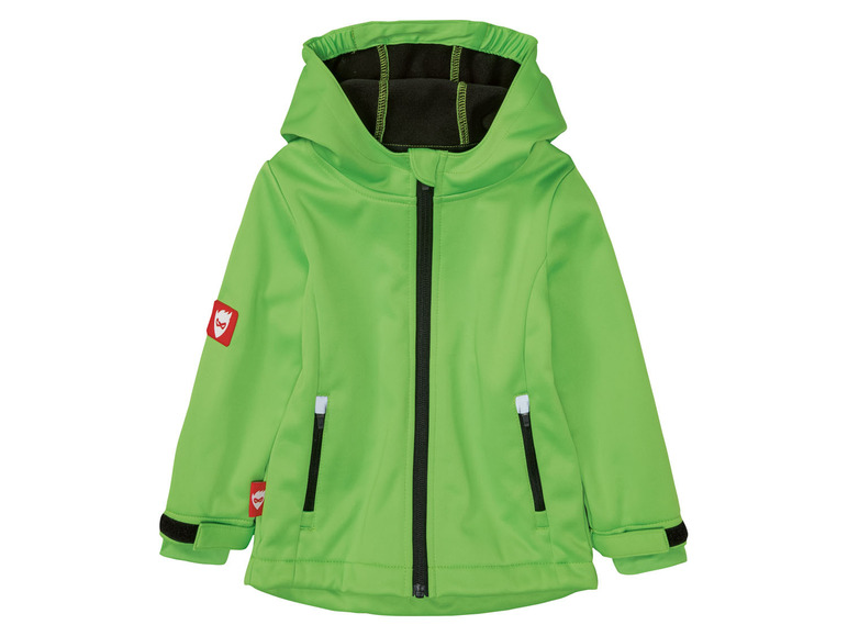 Veste softshell verte à capuche pour enfants.