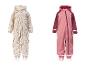 Deux combinaisons de pluie imperméables pour enfants, une beige à imprimé floral rose, une rose et marron.