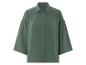 Chemise boutonnée vert olive, manches 3/4, tissu léger.