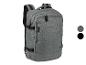 Un sac à dos gris avec des accents noirs.