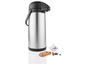 Une carafe isotherme, des biscuits, des grains de café et un sachet de thé.