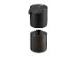 Distributeur de savon liquide avec une bouteille noire détachable.