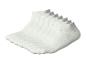 Six paires de chaussettes basses blanches, alignées.