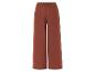Pantalon large brun-rouge.
