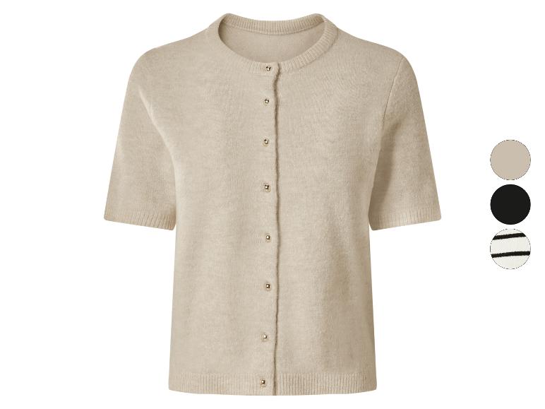 Cardigan beige à manches courtes avec boutons dorés et options de couleur.