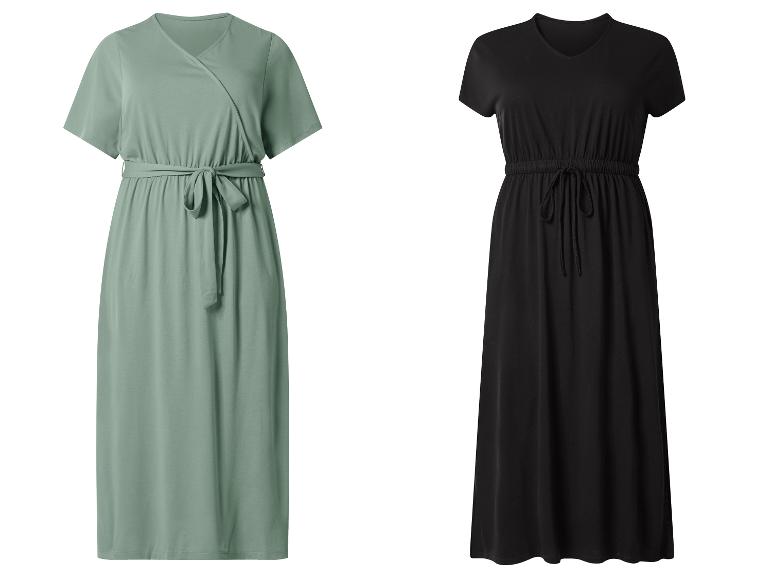 Deux robes femme : une robe portefeuille verte et une robe noire avec cordon de serrage à la taille.