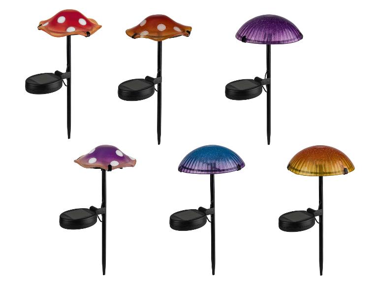Six lampes solaires en forme de champignon de différentes couleurs.