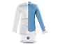 Un défroisseur vapeur Cleanmaxx avec une chemise blanche et une chemise bleue
