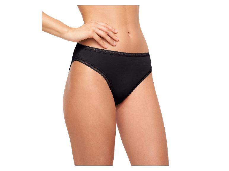 Culotte femme noire avec dentelle.