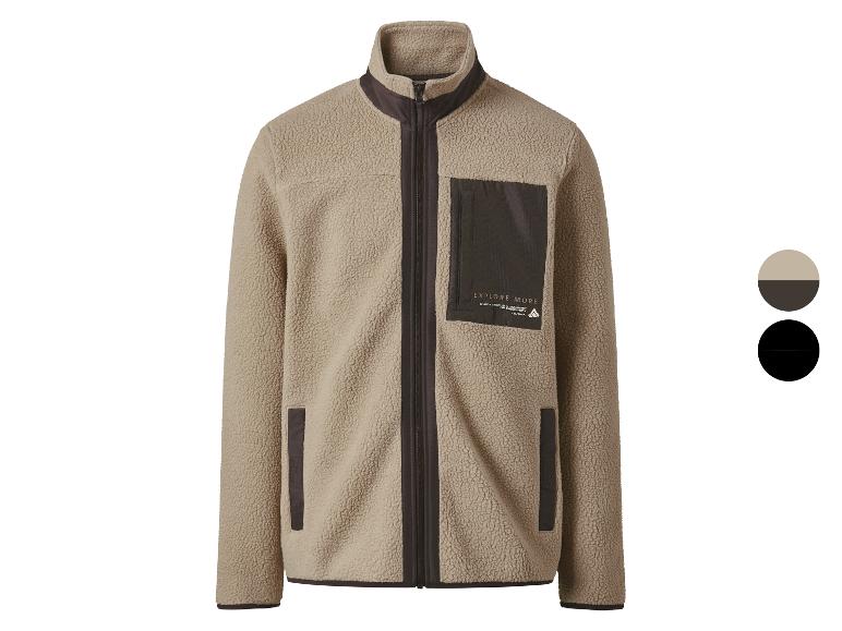 Veste polaire beige pour homme avec des détails foncés.