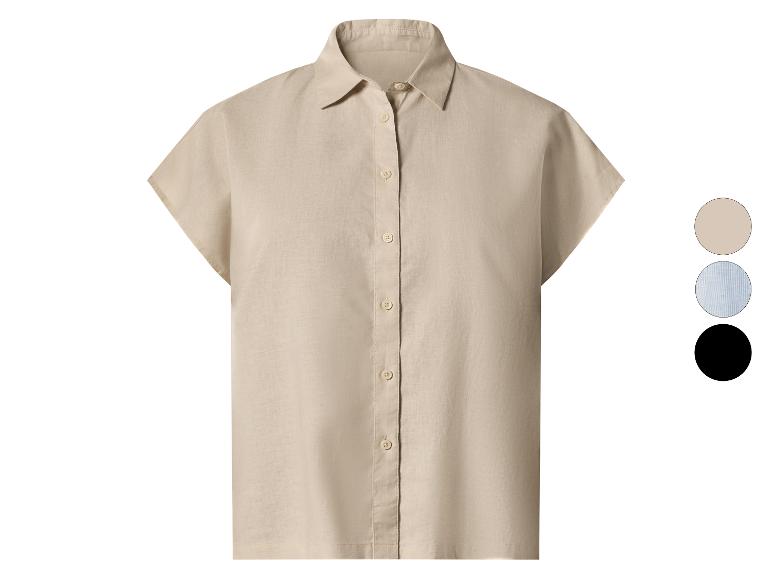 Chemise femme beige à manches courtes avec trois options de couleur.
