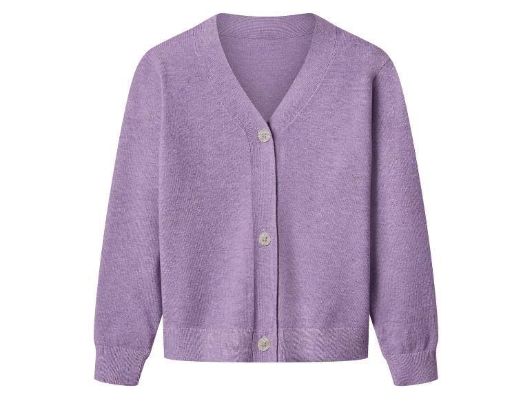 Cardigan violet clair à col en V avec trois boutons clairs