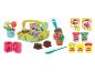 Kit de jardinage Play-Doh avec panier, pots, outils et pâte à modeler.