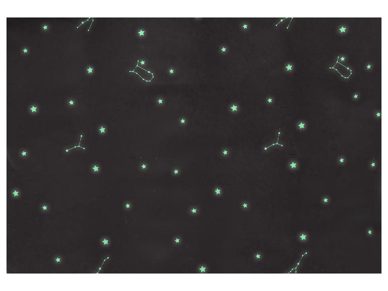 Fond gris foncé avec des étoiles et des constellations faiblement lumineuses.