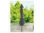 Un parasol gris pour le jardin.