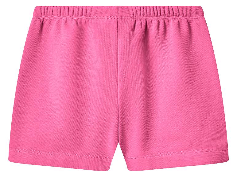 Short rose avec taille élastique.