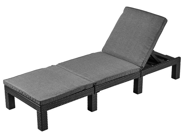 Transat en rotin gris foncé avec coussins gris