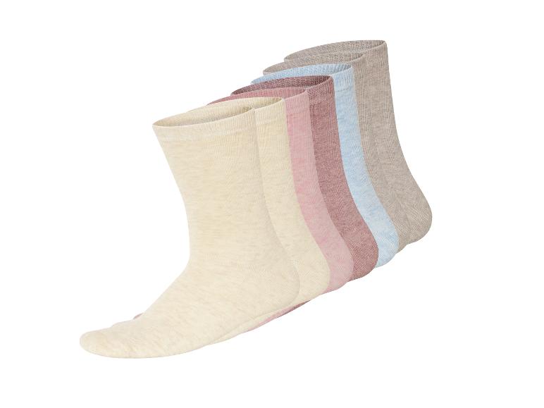 Lot de chaussettes pastel : beige, rose, bordeaux et bleu.