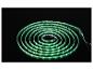 Une bobine de lumières LED vertes avec du ruban adhésif 3M.