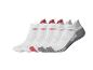 Cinq paires de chaussettes de sport blanches avec des détails rouges et gris.