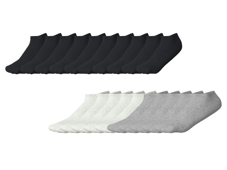 Lots de chaussettes courtes noires, blanches et grises.