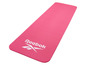 Un tapis de yoga rose de Reebok.