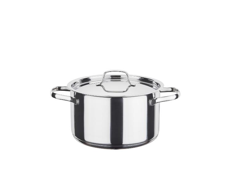 Casserole en acier inoxydable avec couvercle.