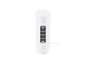 Un ventilateur blanc portable avec une grille.