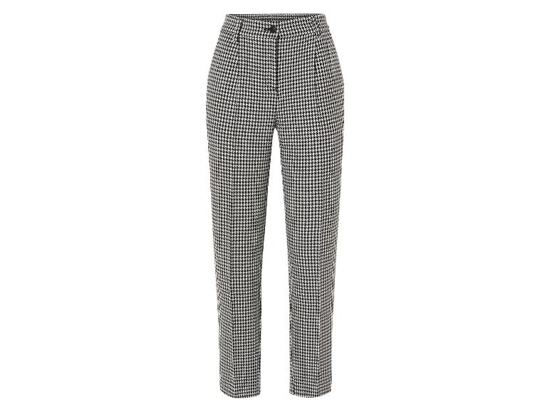 Pantalon à motif pied-de-poule noir et blanc.