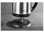 Une bouilloire en acier Masterpro sur un socle noir.
