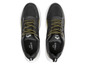 Des baskets noires avec des lacets jaunes de Crivit.