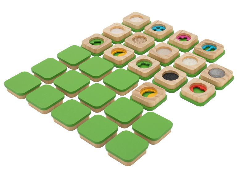 Blocs sensoriels en bois avec dessus verts et textures variées