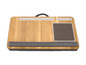 Une table de chevet en bois pour ordinateur portable avec un coussin et un tapis de souris.