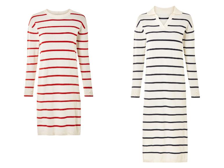 Deux robes rayées à manches longues, l'une avec des rayures rouges et l'autre avec des rayures bleues.