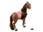 Un cheval en plastique marron avec une selle et une bride roses, y compris une brosse.