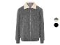 Veste homme grise avec col en fourrure.