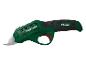 Une paire de ciseaux de jardin Parkside verte