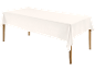 Une nappe blanche drapée sur une table en bois rectangulaire.