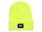 Un bonnet jaune avec un logo CAT.