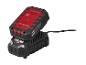 Batterie 20V rouge et noire et chargeur 2.4A sur fond blanc.